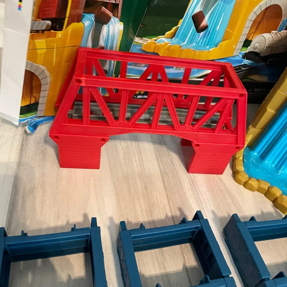 Imaginarium Power Rails Saw Mill River RC Train Set Toys R Us Incomplete READ